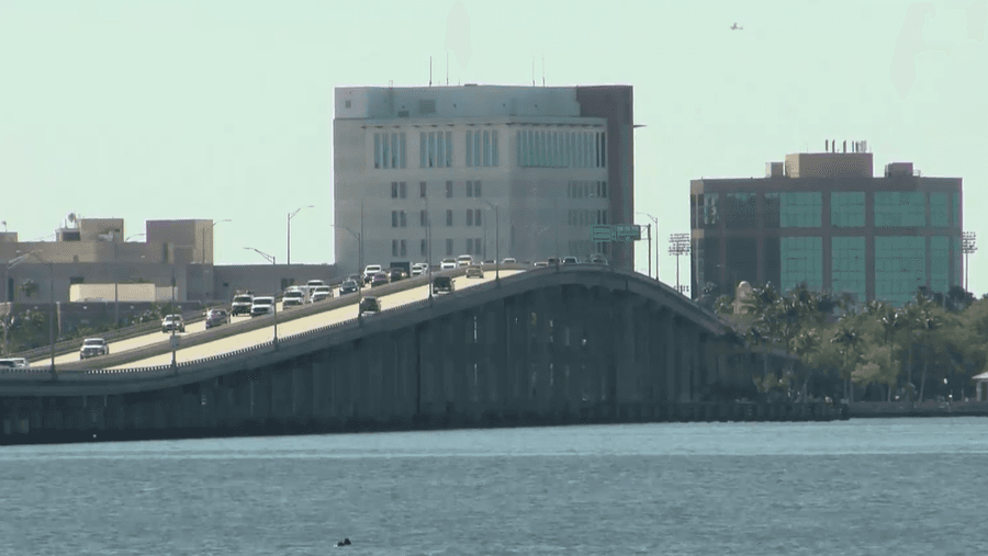 Caloosahatchee Bridge set to reopen late Sunday night with some lane closures