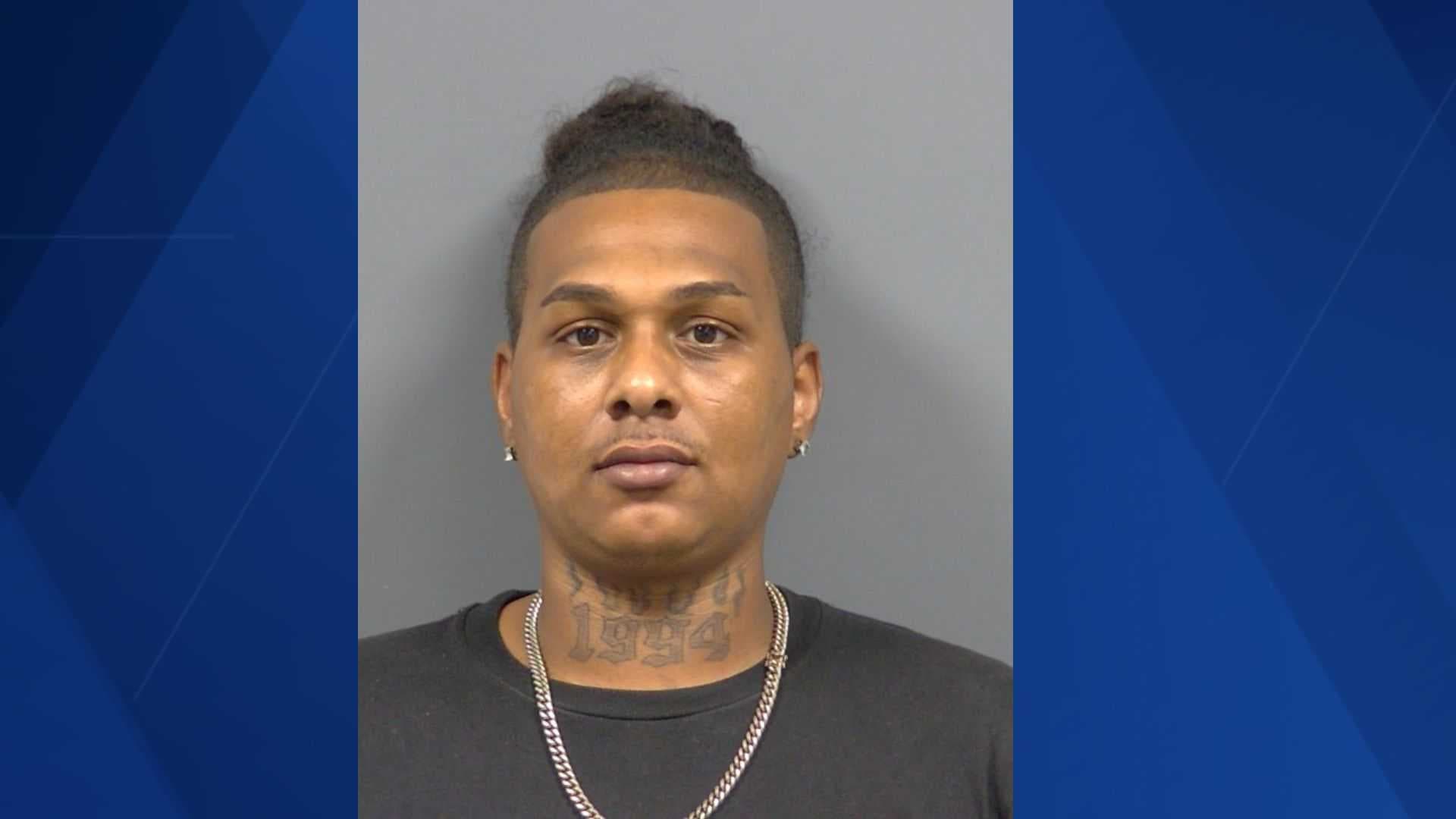 Lehigh Acres fugitive wanted for violating house arrest
